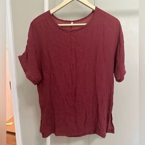 Maroon Crepe Textured Lightweight Shortsleeve Blouse size 1XL - runs smaller